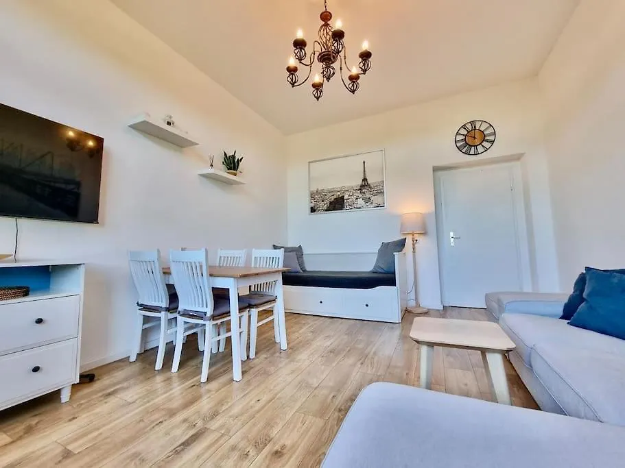 2 Room Apartment Near Station Neustadt In Dresden Neustadt 0*,  Germany