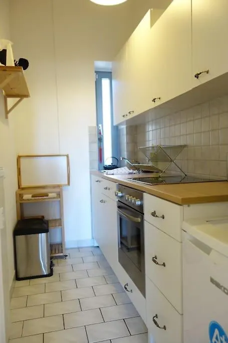 2 Room Apartment Near Station Neustadt In Dresden Neustadt Germany