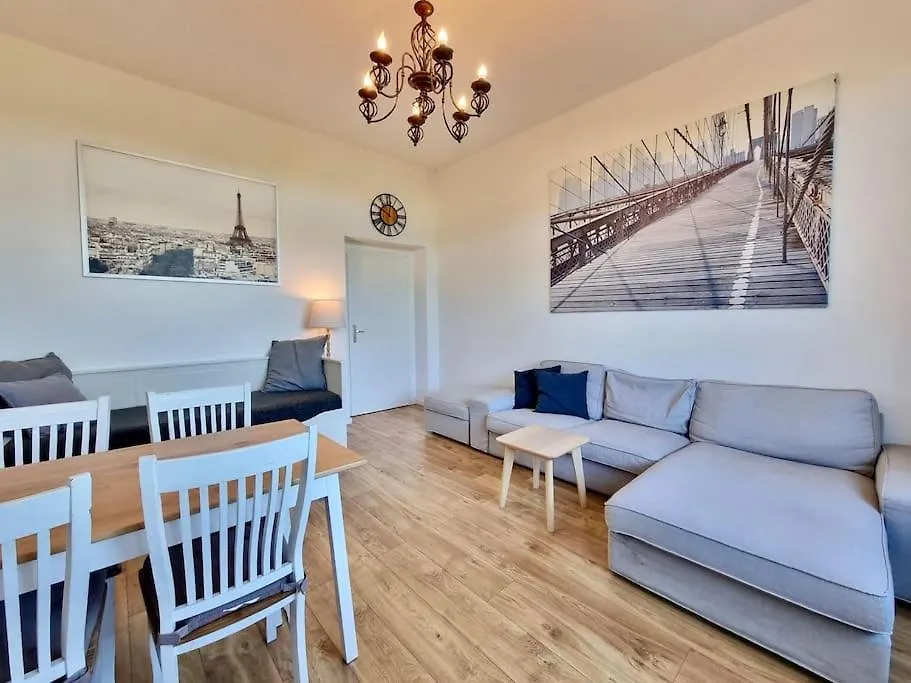 2 Room Apartment Near Station Neustadt In Dresden Neustadt Германия